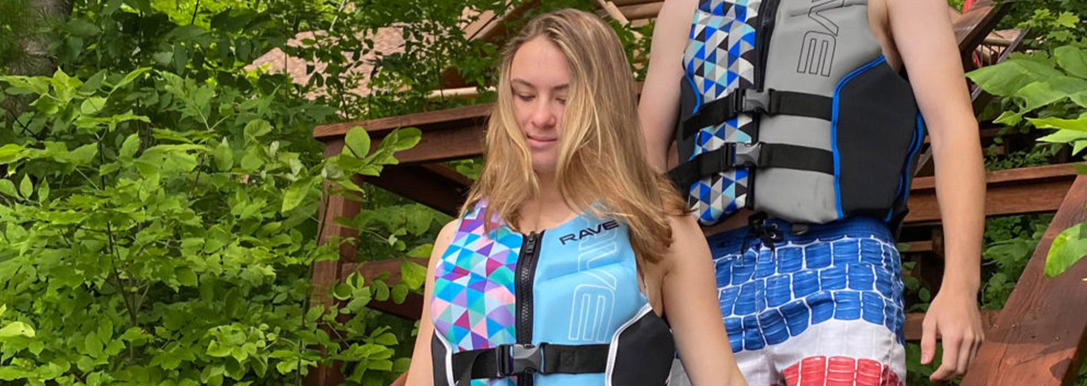 How to Choose a Personal Flotation Device | RAVE Sports