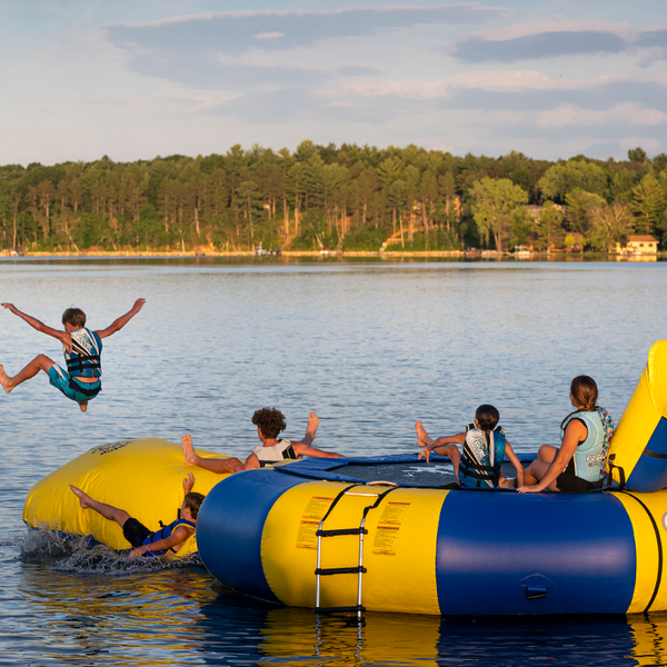 Floating trampoline top