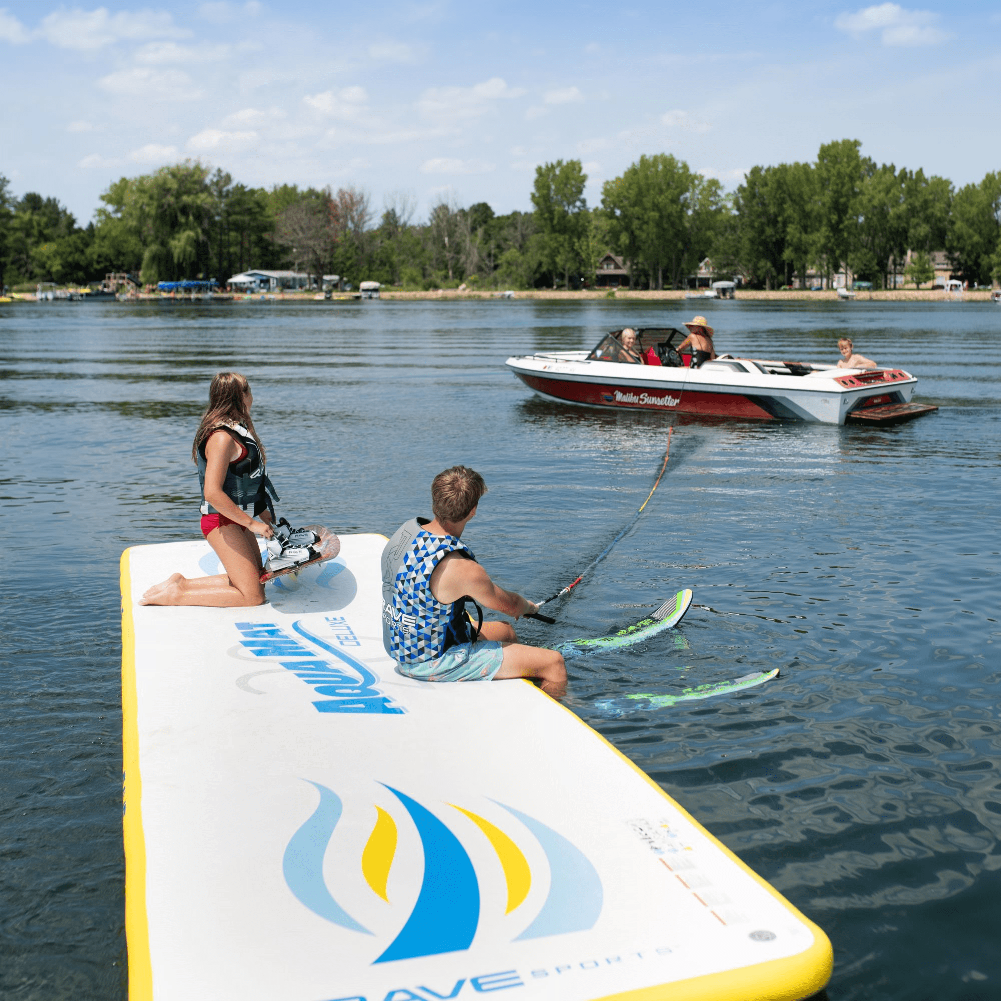 Aqua Mat Deluxe 20' | Floating Mat | Inflatable Mat | RAVE Sports