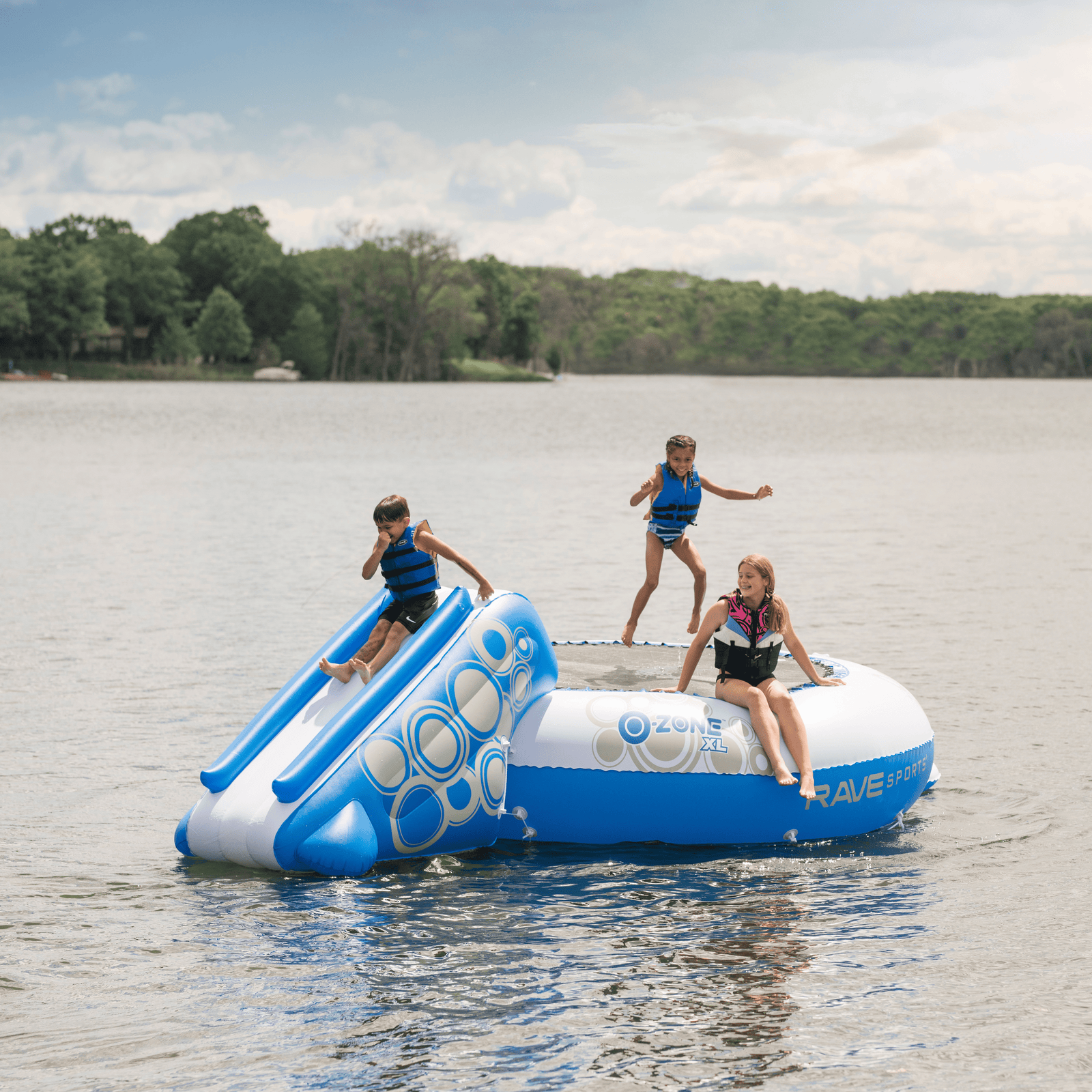 O-Zone XL Plus Water Bouncer with Slide | RAVE Sports